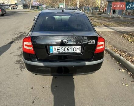 Черный Шкода Октавия, объемом двигателя 1.6 л и пробегом 253 тыс. км за 5800 $, фото 4 на Automoto.ua