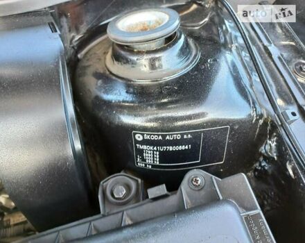 Черный Шкода Октавия, объемом двигателя 1.6 л и пробегом 288 тыс. км за 4900 $, фото 32 на Automoto.ua