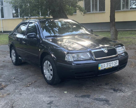 Черный Шкода Октавия, объемом двигателя 1.9 л и пробегом 215 тыс. км за 5000 $, фото 1 на Automoto.ua