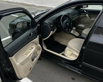 Черный Шкода Октавия, объемом двигателя 2 л и пробегом 355 тыс. км за 6700 $, фото 14 на Automoto.ua