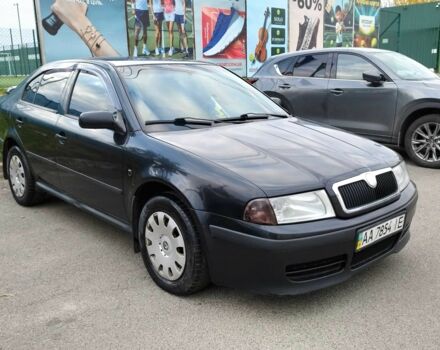 Чорний Шкода Октавія, об'ємом двигуна 1.8 л та пробігом 250 тис. км за 3333 $, фото 2 на Automoto.ua