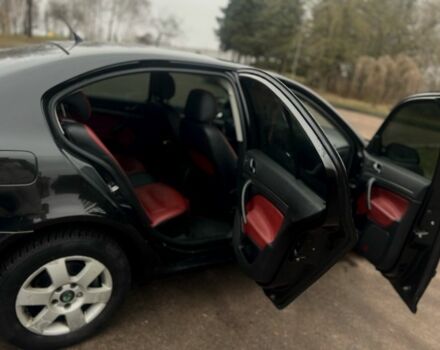 Черный Шкода Октавия, объемом двигателя 2 л и пробегом 240 тыс. км за 5300 $, фото 5 на Automoto.ua