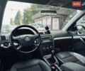 Черный Шкода Октавия, объемом двигателя 1.6 л и пробегом 368 тыс. км за 5100 $, фото 17 на Automoto.ua
