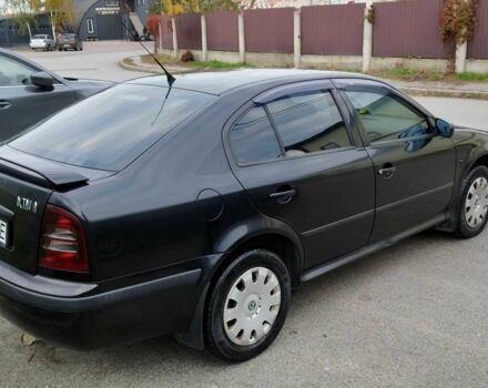 Чорний Шкода Октавія, об'ємом двигуна 1.8 л та пробігом 250 тис. км за 3333 $, фото 1 на Automoto.ua