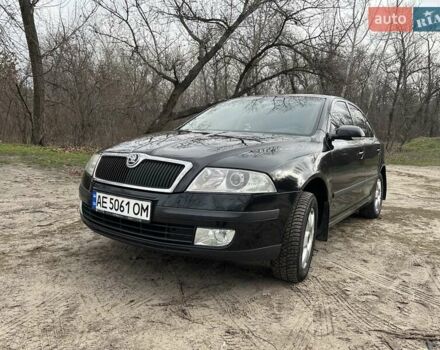 Черный Шкода Октавия, объемом двигателя 1.6 л и пробегом 253 тыс. км за 5800 $, фото 5 на Automoto.ua