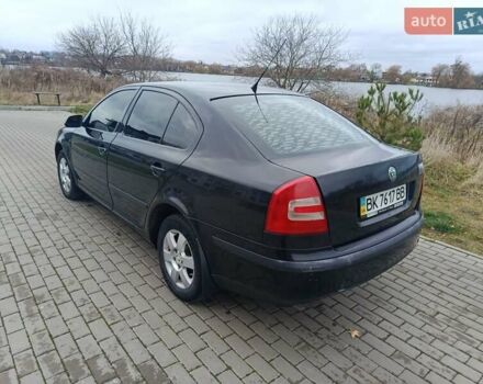 Черный Шкода Октавия, объемом двигателя 2 л и пробегом 240 тыс. км за 3500 $, фото 6 на Automoto.ua