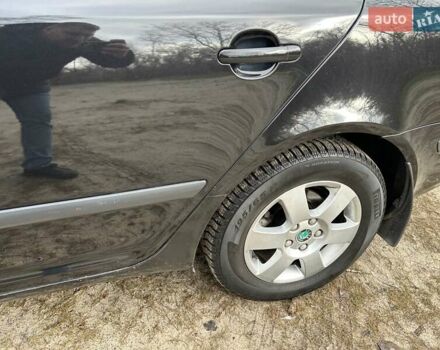 Черный Шкода Октавия, объемом двигателя 1.6 л и пробегом 253 тыс. км за 5800 $, фото 12 на Automoto.ua