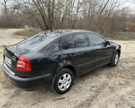 Черный Шкода Октавия, объемом двигателя 1.6 л и пробегом 253 тыс. км за 5800 $, фото 4 на Automoto.ua