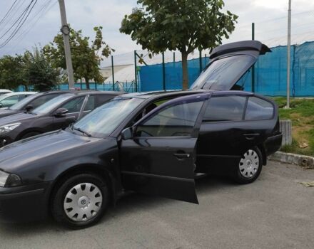 Чорний Шкода Октавія, об'ємом двигуна 1.8 л та пробігом 250 тис. км за 3333 $, фото 5 на Automoto.ua