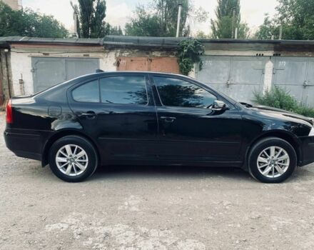 Чорний Шкода Октавія, об'ємом двигуна 2 л та пробігом 220 тис. км за 5300 $, фото 3 на Automoto.ua