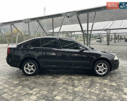 Чорний Шкода Октавія, об'ємом двигуна 1.6 л та пробігом 231 тис. км за 5350 $, фото 4 на Automoto.ua