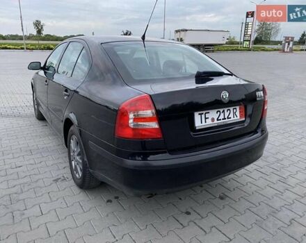 Чорний Шкода Октавія, об'ємом двигуна 1.6 л та пробігом 206 тис. км за 7150 $, фото 7 на Automoto.ua
