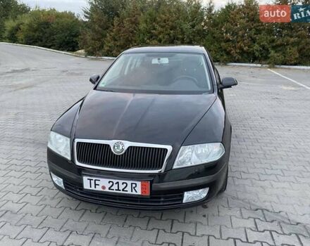 Чорний Шкода Октавія, об'ємом двигуна 1.6 л та пробігом 206 тис. км за 7150 $, фото 5 на Automoto.ua