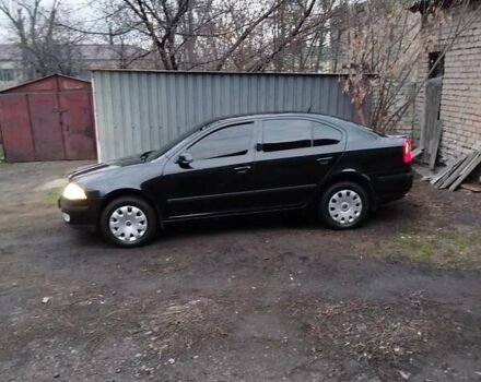 Черный Шкода Октавия, объемом двигателя 1.6 л и пробегом 210 тыс. км за 6300 $, фото 2 на Automoto.ua