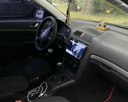 Черный Шкода Октавия, объемом двигателя 1.98 л и пробегом 430 тыс. км за 5100 $, фото 2 на Automoto.ua