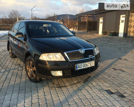 Чорний Шкода Октавія, об'ємом двигуна 2 л та пробігом 320 тис. км за 4950 $, фото 2 на Automoto.ua