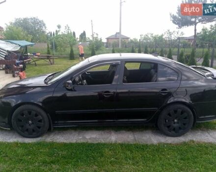 Черный Шкода Октавия, объемом двигателя 2 л и пробегом 284 тыс. км за 7900 $, фото 4 на Automoto.ua