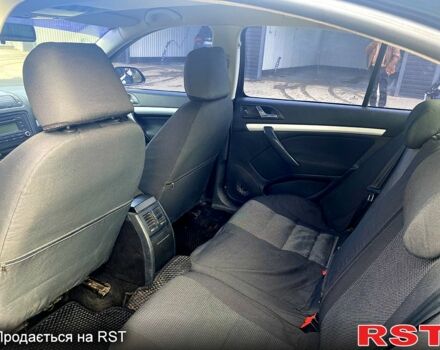 Черный Шкода Октавия, объемом двигателя 1.6 л и пробегом 223 тыс. км за 6500 $, фото 5 на Automoto.ua