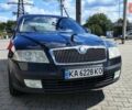 Черный Шкода Октавия, объемом двигателя 1.98 л и пробегом 240 тыс. км за 5600 $, фото 1 на Automoto.ua