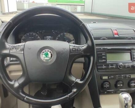 Черный Шкода Октавия, объемом двигателя 1.6 л и пробегом 218 тыс. км за 6999 $, фото 58 на Automoto.ua