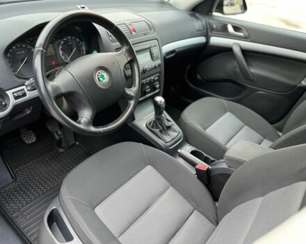 Чорний Шкода Октавія, об'ємом двигуна 1.6 л та пробігом 220 тис. км за 7500 $, фото 21 на Automoto.ua