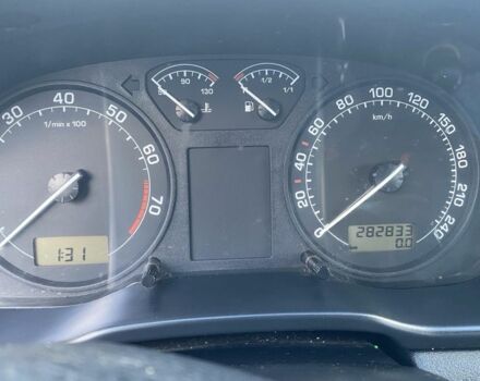 Черный Шкода Октавия, объемом двигателя 1.6 л и пробегом 282 тыс. км за 5000 $, фото 5 на Automoto.ua