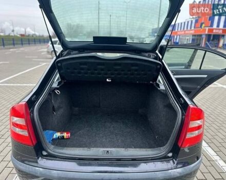 Черный Шкода Октавия, объемом двигателя 1.8 л и пробегом 206 тыс. км за 5150 $, фото 10 на Automoto.ua