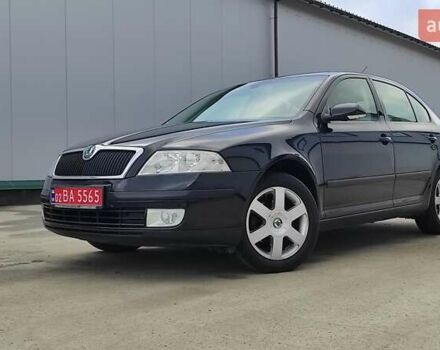 Черный Шкода Октавия, объемом двигателя 1.6 л и пробегом 218 тыс. км за 6999 $, фото 3 на Automoto.ua