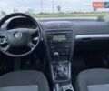 Чорний Шкода Октавія, об'ємом двигуна 1.6 л та пробігом 206 тис. км за 7150 $, фото 15 на Automoto.ua
