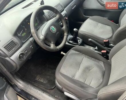 Чорний Шкода Октавія, об'ємом двигуна 1.6 л та пробігом 318 тис. км за 5100 $, фото 7 на Automoto.ua