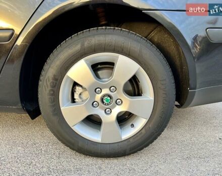 Черный Шкода Октавия, объемом двигателя 1.6 л и пробегом 220 тыс. км за 7500 $, фото 10 на Automoto.ua