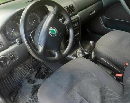 Чорний Шкода Октавія, об'ємом двигуна 1.6 л та пробігом 230 тис. км за 4400 $, фото 5 на Automoto.ua