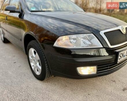 Черный Шкода Октавия, объемом двигателя 1.6 л и пробегом 220 тыс. км за 7500 $, фото 14 на Automoto.ua