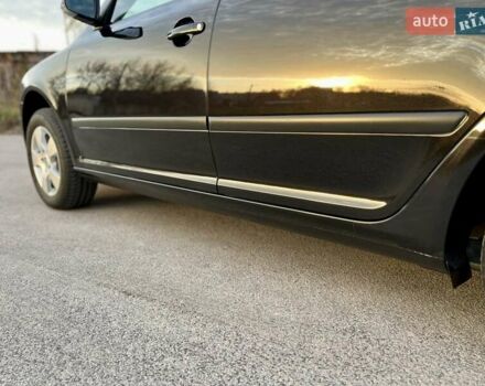 Черный Шкода Октавия, объемом двигателя 1.6 л и пробегом 220 тыс. км за 7500 $, фото 12 на Automoto.ua