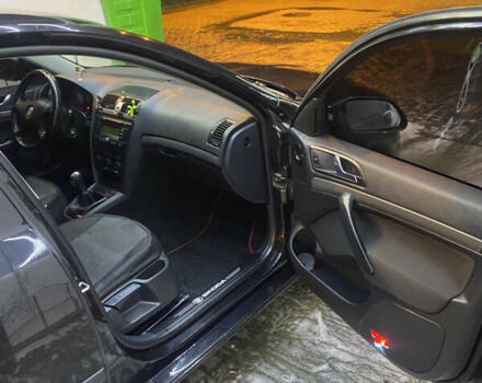 Чорний Шкода Октавія, об'ємом двигуна 1.6 л та пробігом 293 тис. км за 6200 $, фото 9 на Automoto.ua