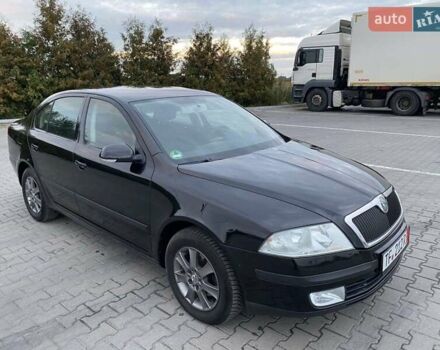 Чорний Шкода Октавія, об'ємом двигуна 1.6 л та пробігом 206 тис. км за 7150 $, фото 6 на Automoto.ua
