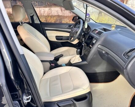 Черный Шкода Октавия, объемом двигателя 1.6 л и пробегом 260 тыс. км за 6800 $, фото 10 на Automoto.ua