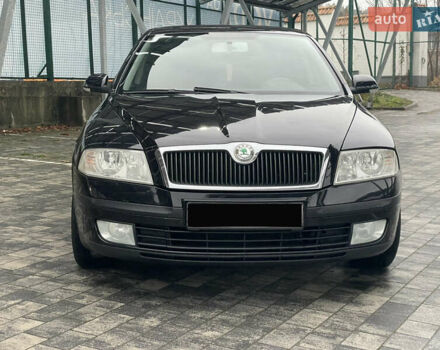 Чорний Шкода Октавія, об'ємом двигуна 1.6 л та пробігом 231 тис. км за 5350 $, фото 2 на Automoto.ua
