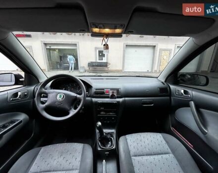 Черный Шкода Октавия, объемом двигателя 1.6 л и пробегом 221 тыс. км за 7300 $, фото 23 на Automoto.ua