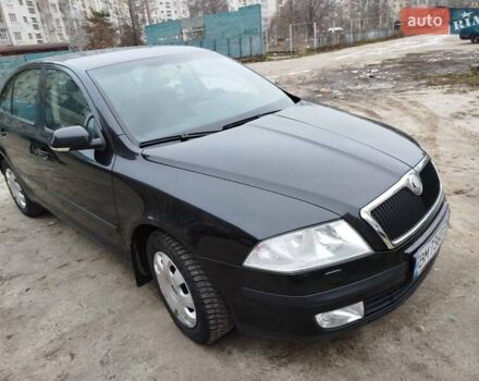 Черный Шкода Октавия, объемом двигателя 1.6 л и пробегом 192 тыс. км за 5555 $, фото 8 на Automoto.ua