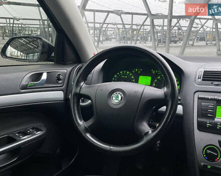 Чорний Шкода Октавія, об'ємом двигуна 1.6 л та пробігом 231 тис. км за 5350 $, фото 28 на Automoto.ua