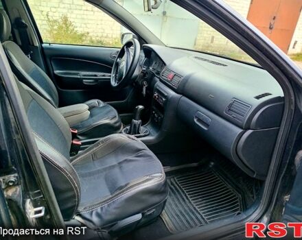 Черный Шкода Октавия, объемом двигателя 1.9 л и пробегом 240 тыс. км за 5300 $, фото 2 на Automoto.ua