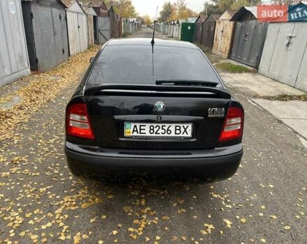 Чорний Шкода Октавія, об'ємом двигуна 1.6 л та пробігом 318 тис. км за 5100 $, фото 1 на Automoto.ua