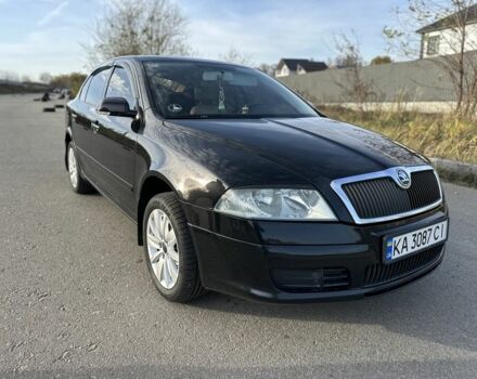 Черный Шкода Октавия, объемом двигателя 1.6 л и пробегом 260 тыс. км за 6800 $, фото 5 на Automoto.ua