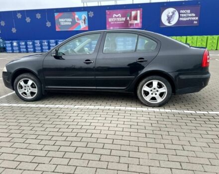 Черный Шкода Октавия, объемом двигателя 1.8 л и пробегом 206 тыс. км за 5150 $, фото 2 на Automoto.ua