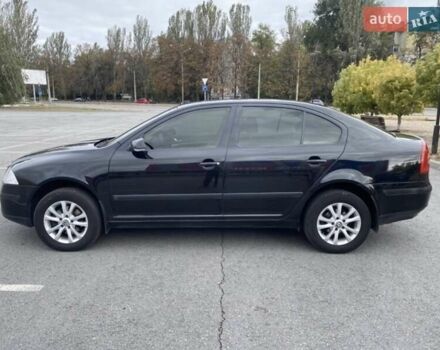 Черный Шкода Октавия, объемом двигателя 1.6 л и пробегом 210 тыс. км за 5600 $, фото 10 на Automoto.ua