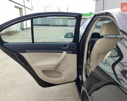 Черный Шкода Октавия, объемом двигателя 1.6 л и пробегом 218 тыс. км за 6999 $, фото 33 на Automoto.ua