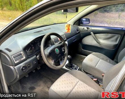 Чорний Шкода Октавія, об'ємом двигуна 1.6 л та пробігом 198 тис. км за 4950 $, фото 3 на Automoto.ua