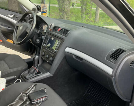 Черный Шкода Октавия, объемом двигателя 1.8 л и пробегом 210 тыс. км за 6299 $, фото 9 на Automoto.ua