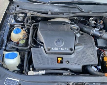 Черный Шкода Октавия, объемом двигателя 1.6 л и пробегом 282 тыс. км за 5000 $, фото 7 на Automoto.ua